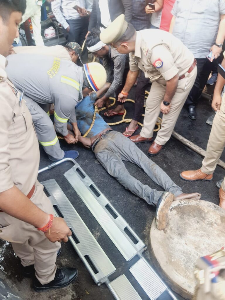 मज़दूर दिवस पर सीवर में उतरे 2 मजदूरों की दम घुटने से मौत